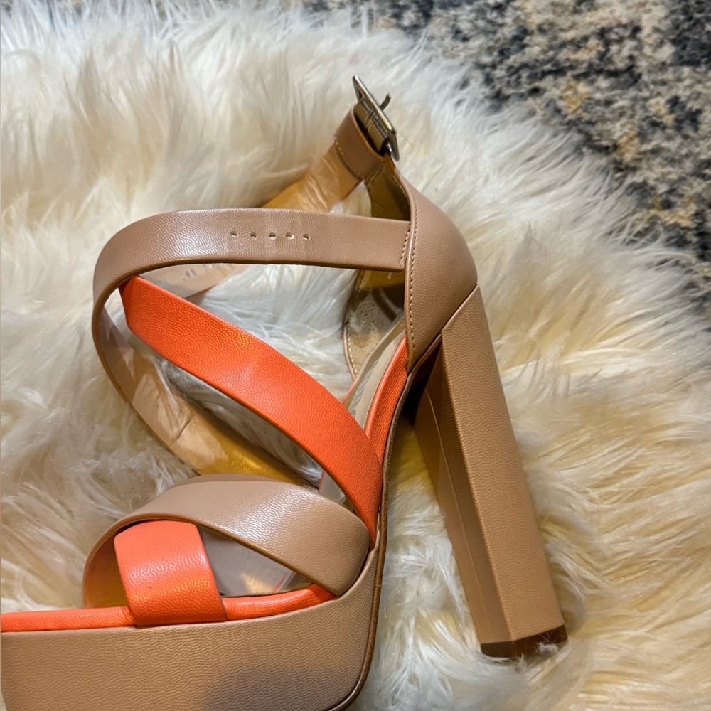 New adres heels